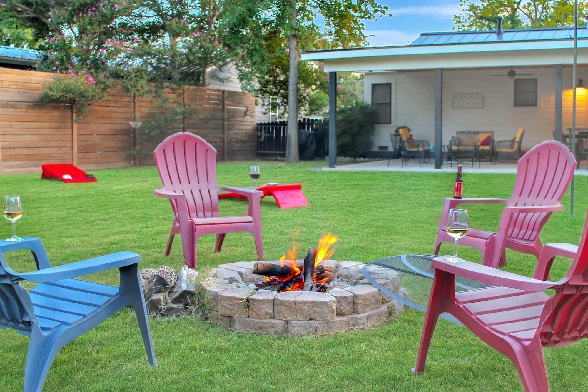 Kilted Cowboy - Hot Tub Fire Pit & Close To Main Fredericksburg Kültér fotó